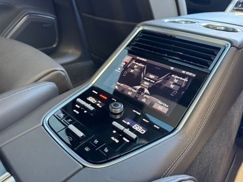 Used 2018 Porsche Panamera 4S Executive w/ Sport Chrono Package image 33