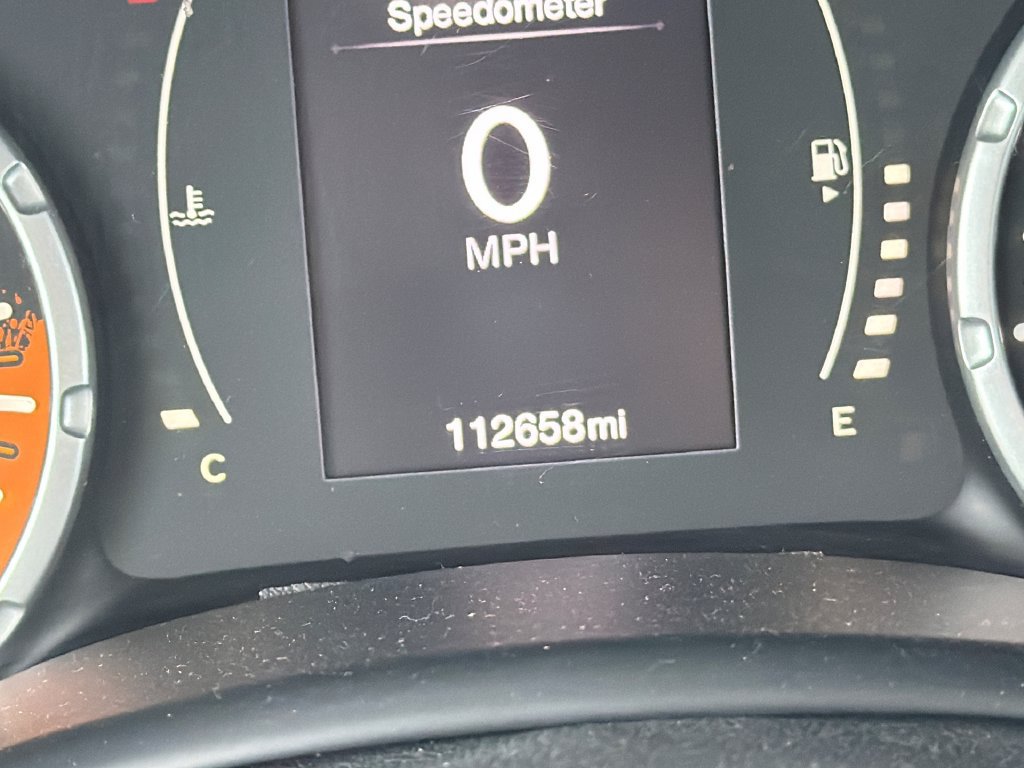 Used 2015 Jeep Renegade Latitude AWD/4WD image 4