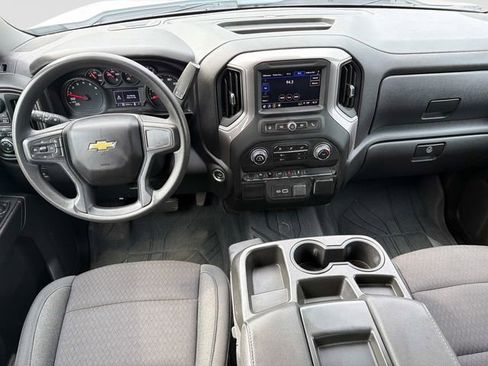 Used 2023 Chevrolet Silverado 1500 Custom AWD/4WD image 16