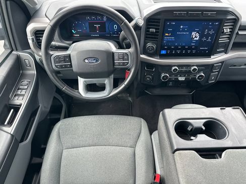 Used 2024 Ford F150 XLT AWD/4WD image 23