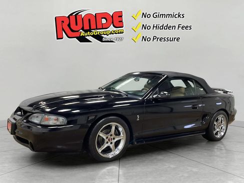 Used 1995 Ford Mustang GT RWD image 1