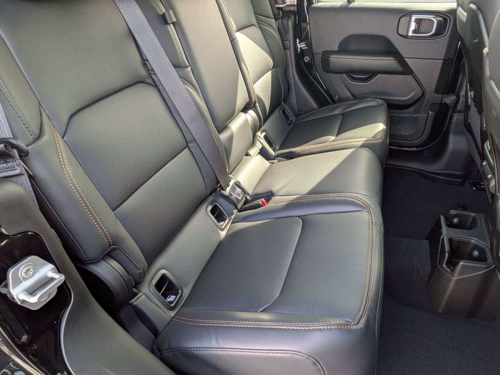 New 2026 Jeep Gladiator Sport AWD/4WD image 19