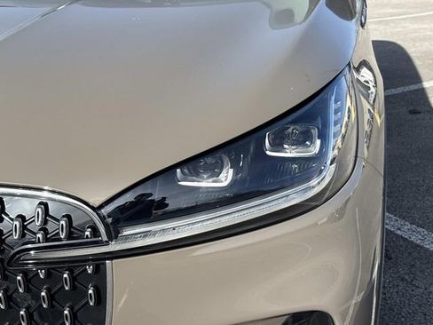 New 2026 Lincoln Aviator Reserve image 10