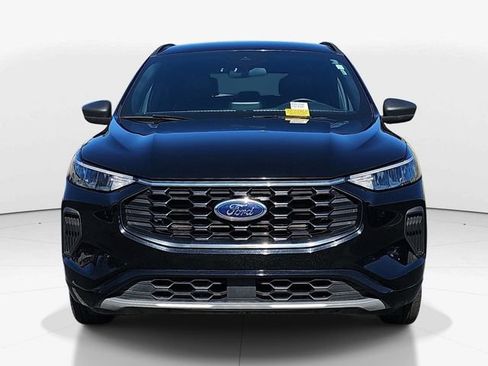 Used 2024 Ford Escape ST-Line image 2