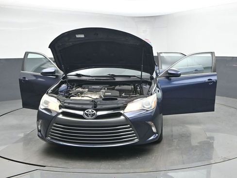 Used 2016 Toyota Camry LE FWD image 45