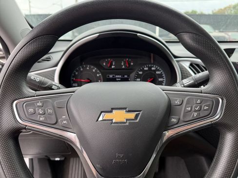 Used 2024 Chevrolet Malibu LT FWD image 31