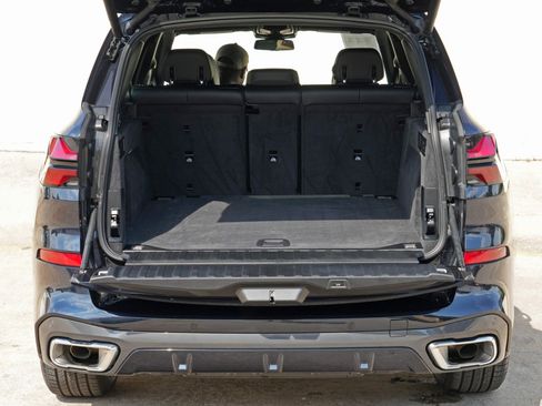 Used 2024 BMW X5 sDrive40i w/ M Sport Package RWD image 10
