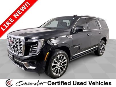 Used 2025 GMC Yukon Denali w/ Sun & Power Step Package