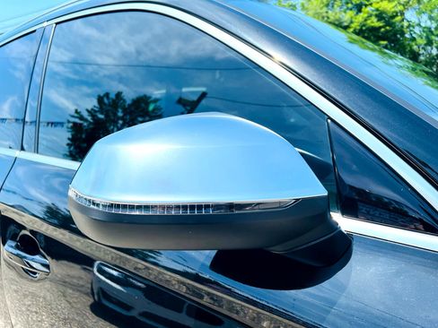 Used 2019 Audi SQ5 Premium Plus w/ Premium Plus Package image 12