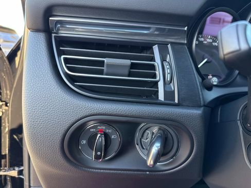 New 2026 Porsche Macan GTS image 35