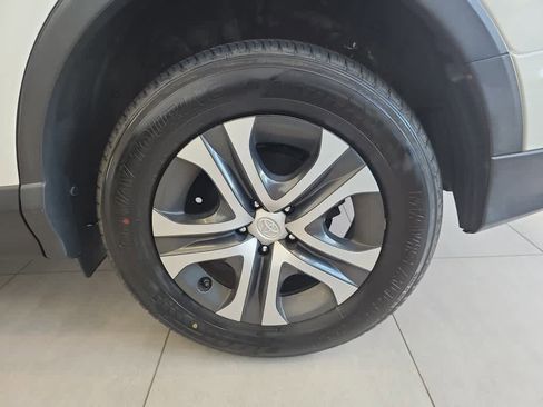 Used 2017 Toyota RAV4 LE w/ Carpet Mat Package AWD/4WD image 24