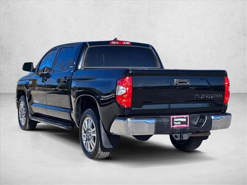 Used 2020 Toyota Tundra SR5 w/ SR5 Leather Package image 8