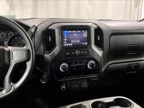 Used 2022 Chevrolet Silverado 1500 Custom image 18