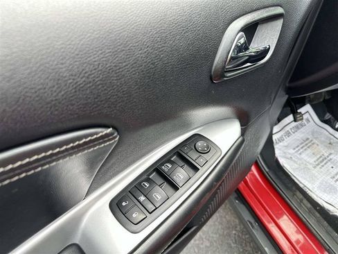Used 2014 Dodge Journey Limited FWD image 8