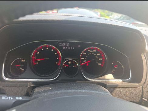 Used 2016 GMC Acadia SLE FWD image 3