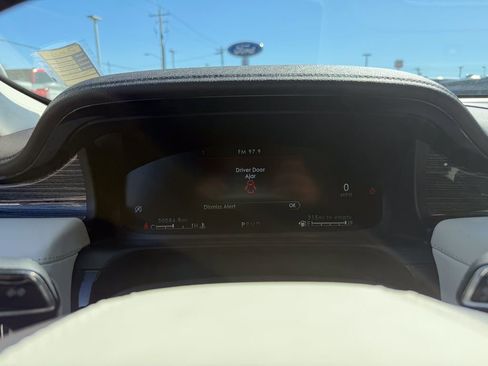 Certified 2023 Lincoln Aviator Black Label image 42