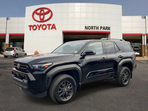Certified 2026 Toyota 4Runner SR5 AWD/4WD image 1