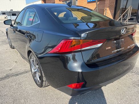 Used 2018 Lexus IS 300 IS 300 AWD image 11