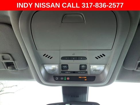 Used 2018 GMC Terrain SLT w/ Infotainment Package II image 25