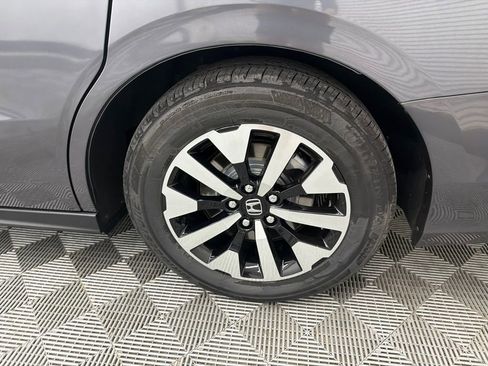 Used 2025 Honda Odyssey EX-L image 21