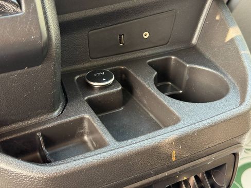 Used 2016 Ford Transit 250 138 w/ Interior Upgrade Package RWD image 23