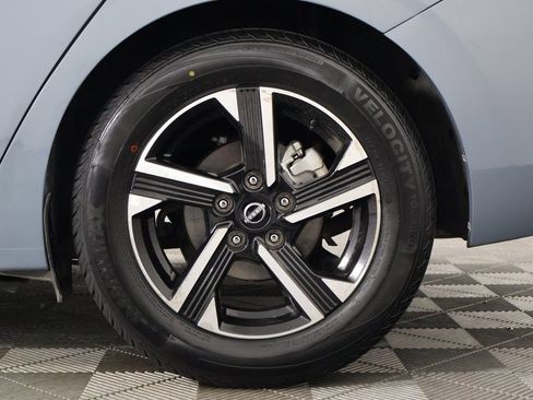 Used 2024 Nissan Sentra SV FWD image 16