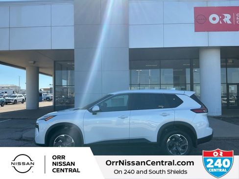 New 2026 Nissan Rogue SV FWD image 8