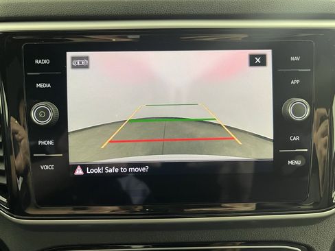 Used 2023 Volkswagen Atlas Cross Sport SEL Premium R-Line image 29