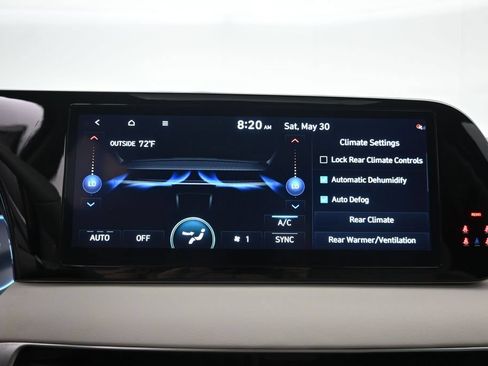 Used 2024 Hyundai Palisade Limited AWD/4WD image 17