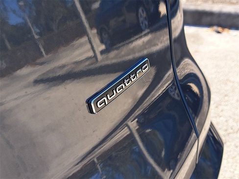 New 2025 Audi Q5 Premium Plus image 6