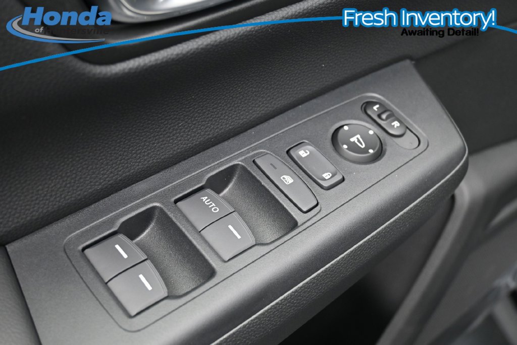 Used 2026 Honda CR-V LX image 21