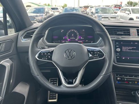Certified 2023 Volkswagen Tiguan SE R-Line FWD image 10