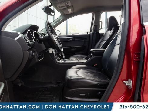 Used 2012 Chevrolet Traverse LT w/ LPO, 'HIT The Road' Package FWD image 3