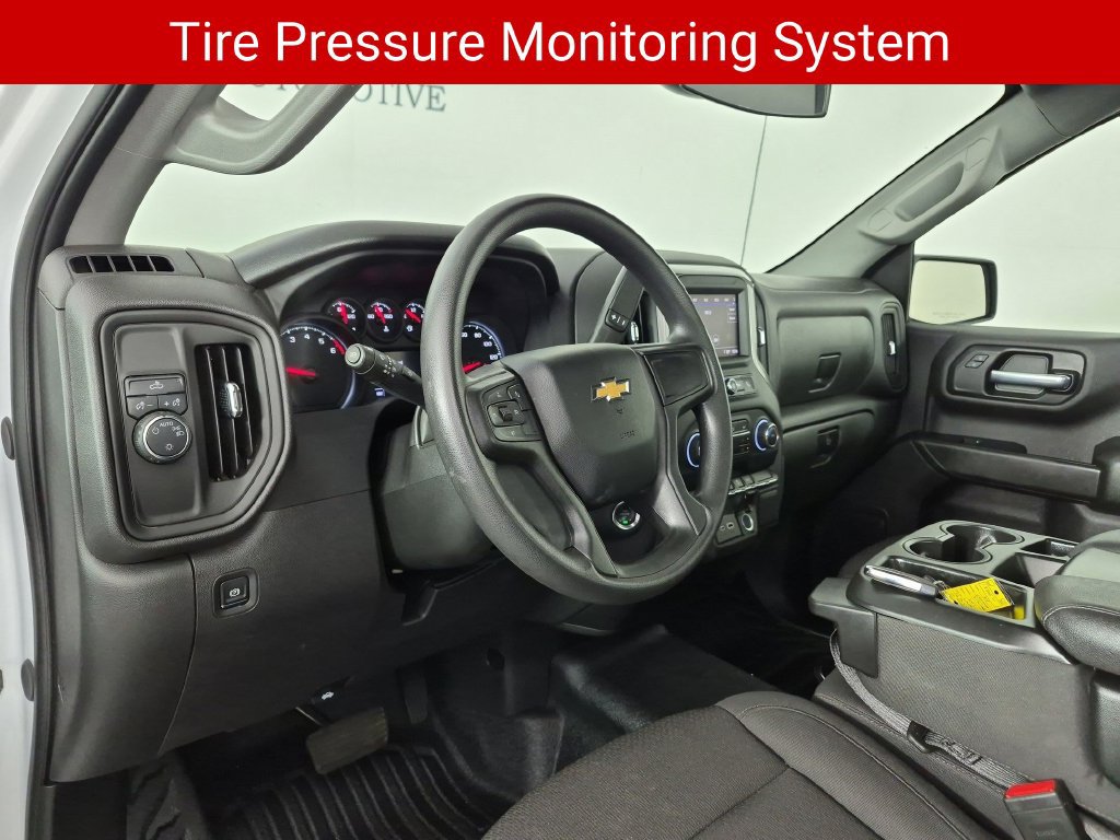 Certified 2025 Chevrolet Silverado 1500 W/T RWD image 17
