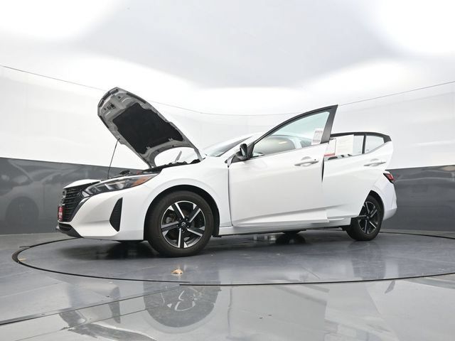 Used 2024 Nissan Sentra SV FWD image 41