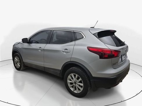Used 2017 Nissan Rogue Sport S FWD image 8