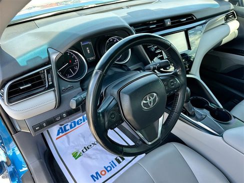 Used 2019 Toyota Camry SE image 9