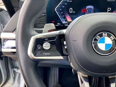 Used 2025 BMW 740i image 21