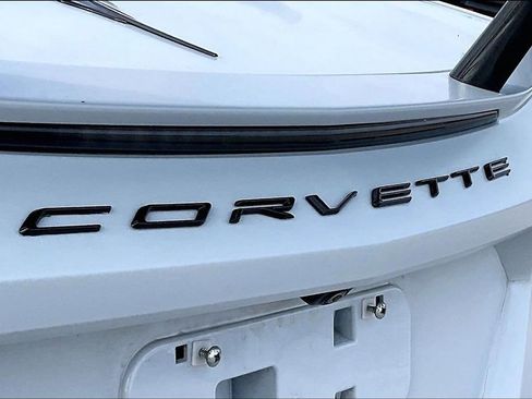 Used 2023 Chevrolet Corvette Stingray Premium Cpe w/ Z51 Performance Package RWD image 23