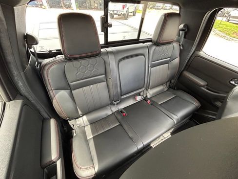 Used 2023 Nissan Frontier PRO-4X w/ Pro-4X Premium Package AWD/4WD image 30