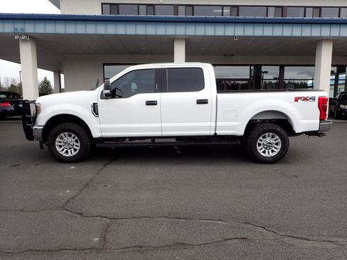 Used 2019 Ford F250 XLT w/ XLT Value Package image 2