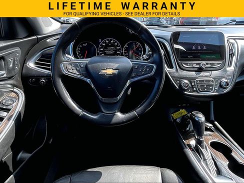 Used 2020 Chevrolet Malibu Premier FWD image 5