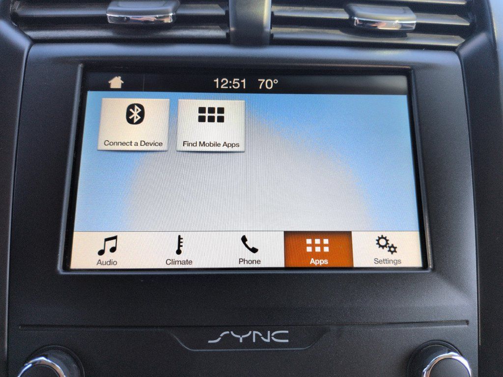 Used 2019 Ford Fusion SE w/ Equipment Group 151A FWD image 19