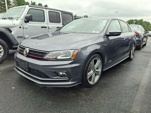 Used 2016 Volkswagen Jetta GLI SEL FWD image 3