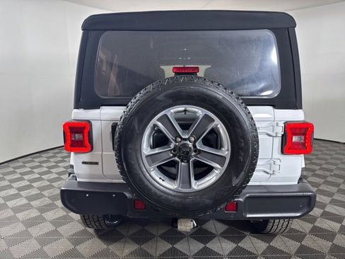 Used 2022 Jeep Wrangler Unlimited Sahara w/ Cold Weather Group image 21