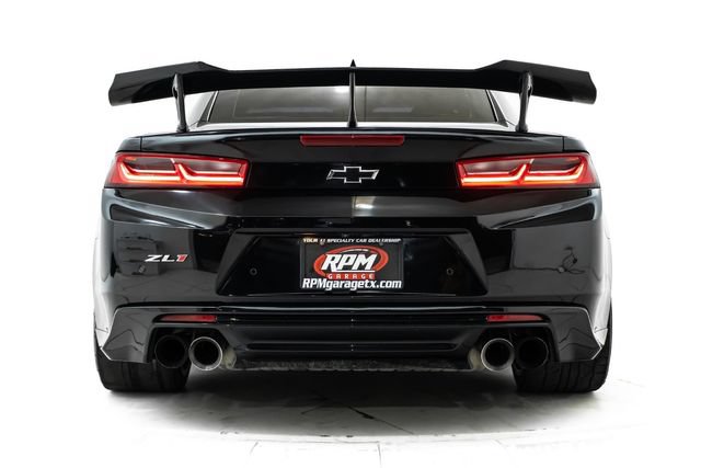 Used 2018 Chevrolet Camaro ZL1 RWD image 3