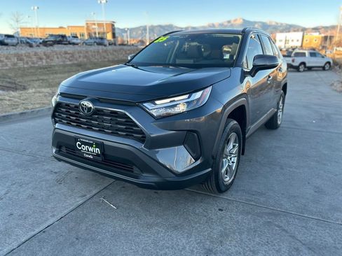 Used 2025 Toyota RAV4 XLE image 3