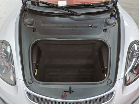 Used 2016 Porsche Boxster Spyder RWD image 3