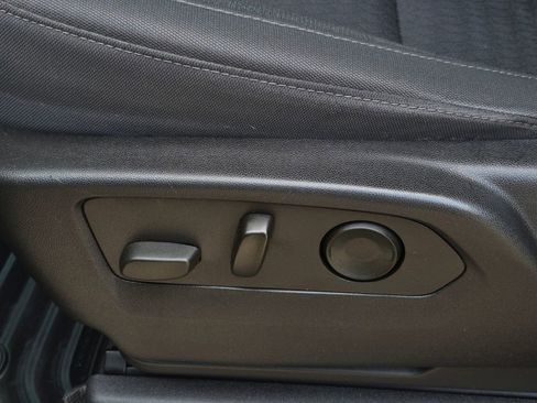 Used 2022 Chevrolet Silverado 1500 Custom w/ LPO, Dark Essentials Package image 29