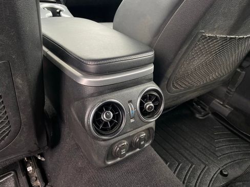 Used 2019 Kia Stinger GT2 RWD image 27